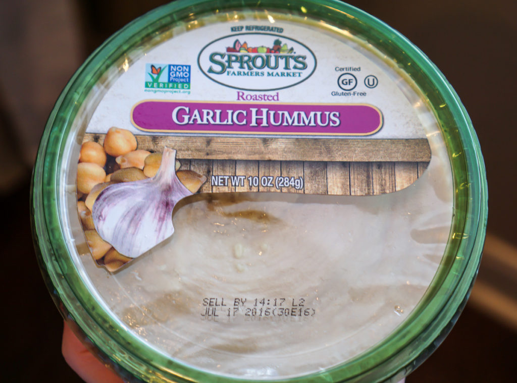 Sprouts-Garlic-Hummus